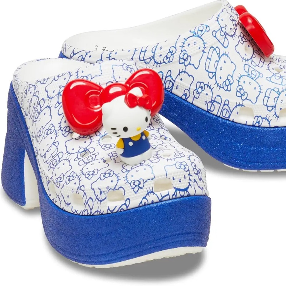 NWT HELLO KITTY CROCS SIZE 10W/M8